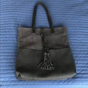 Gray Moda Luxe Boho Fringe Tassel Bag